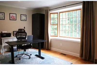 39 Spring Hill Rd, North Andover, MA 01845 - Photo 9