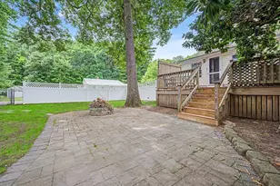 26 W Leonard St, Foxboro, MA 02035 - Photo 5