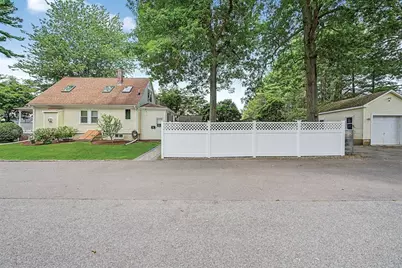 26 W Leonard St, Foxboro, MA 02035 - Photo 29