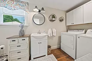 205 W Elm St, Pembroke, MA 02359 - Photo 17