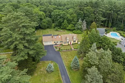 205 W Elm St, Pembroke, MA 02359 - Photo 3