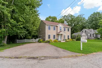 38 Anelia Street, Somerset, MA 02726 - Photo 3