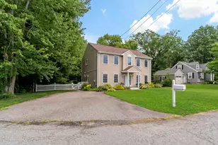 38 Anelia St, Somerset, MA 02726 - Photo 3