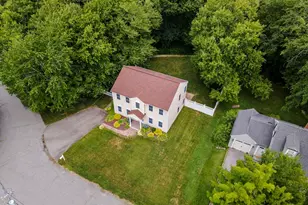 38 Anelia St, Somerset, MA 02726 - Photo 9