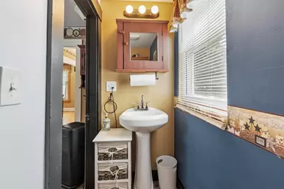 27 Cedar St, Gardner, MA 01440 - Photo 19