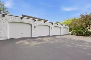 155 Porter Lake Dr, Springfield, MA 01106 - Photo 27