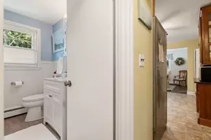 70 Montrose Ave, Wakefield, MA 01880 - Photo 23