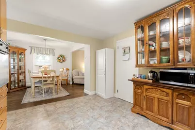 70 Montrose Ave, Wakefield, MA 01880 - Photo 13