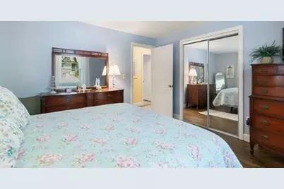 70 Montrose Ave, Wakefield, MA 01880 - Photo 21