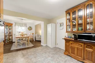 70 Montrose Ave, Wakefield, MA 01880 - Photo 13