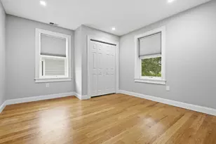 28 Beecher Pl, Newton, MA 02459 - Photo 17