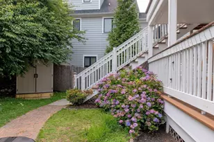 28 Beecher Pl, Newton, MA 02459 - Photo 29