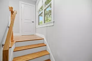 28 Beecher Pl, Newton, MA 02459 - Photo 23