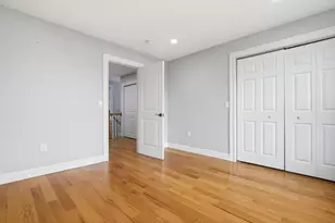 28 Beecher Pl, Newton, MA 02459 - Photo 13