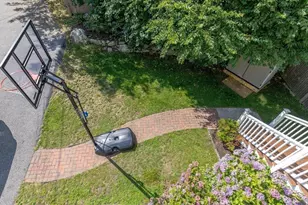 28 Beecher Pl, Newton, MA 02459 - Photo 33