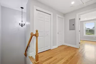 28 Beecher Pl, Newton, MA 02459 - Photo 27