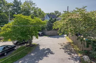 28 Beecher Pl, Newton, MA 02459 - Photo 33