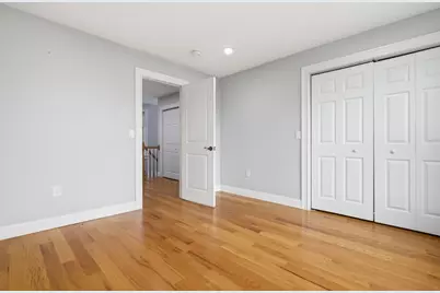 28 Beecher Pl #B, Newton, MA 02459 - Photo 15