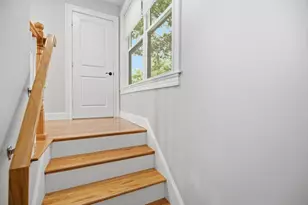 28 Beecher Pl, Newton, MA 02459 - Photo 21