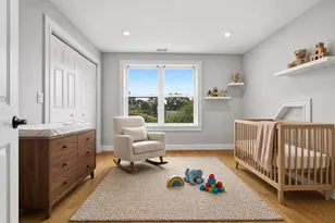 28 Beecher Pl, Newton, MA 02459 - Photo 5