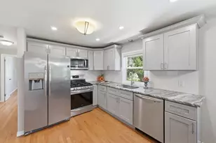 109 Bretton Rd, Springfield, MA 01119 - Photo 7