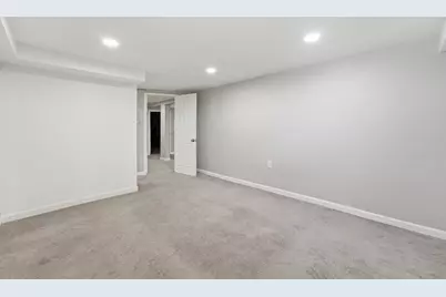 109 Bretton Rd, Springfield, MA 01119 - Photo 27