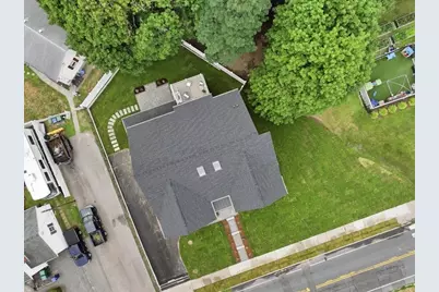 262 River St, Newton, MA 02465 - Photo 37