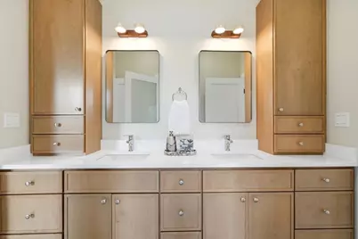 262 River St, Newton, MA 02465 - Photo 21