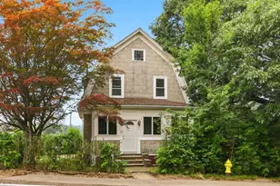 34 Common St, Braintree, MA 02184 - Photo 1