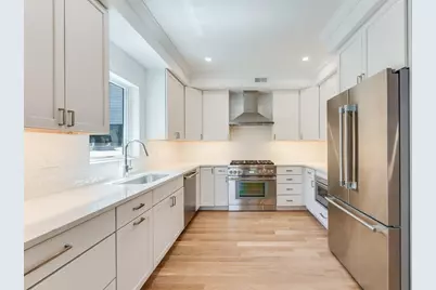 147 W 8th Street #147, Boston, MA 02127 - Photo 5