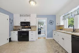 24 Oak St, Medfield, MA 02052 - Photo 11