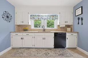 24 Oak St, Medfield, MA 02052 - Photo 11