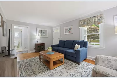 24 Oak St, Medfield, MA 02052 - Photo 7
