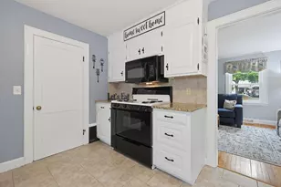 24 Oak St, Medfield, MA 02052 - Photo 13