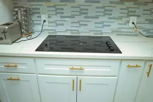 1086 Burt St, Taunton, MA 02780 - Photo 23