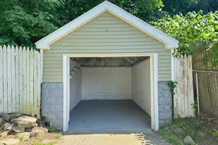 185 Leyfred Terrace, Springfield, MA 01108 - Photo 31