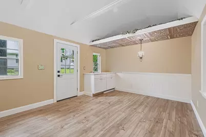 66 N High St, Foxboro, MA 02035 - Photo 33