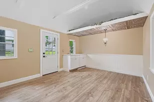 66 N High St, Foxboro, MA 02035 - Photo 33