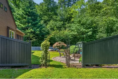 187 Blackstone Street, Mendon, MA 01756 - Photo 27
