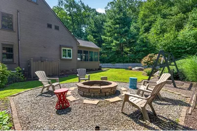 187 Blackstone Street, Mendon, MA 01756 - Photo 5