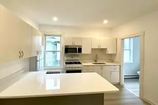 20 Howard St, Waltham, MA 02451 - Photo 1