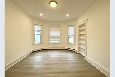 20 Howard St #2, Waltham, MA 02451 - Photo 3