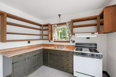 3 Lake Ave, Spencer, MA 01562 - Photo 17