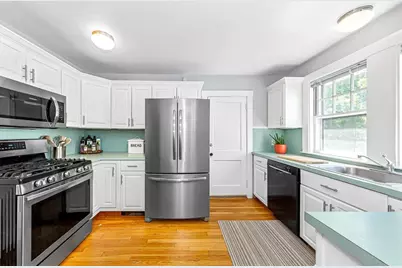 17 Holden Rd. #17, Belmont, MA 02478 - Photo 3