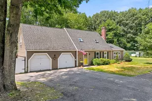 25 Mockingbird Ln, Maynard, MA 01754 - Photo 3