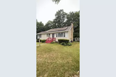 4 Baltic Ave, Brockton, MA 02302 - Photo 3