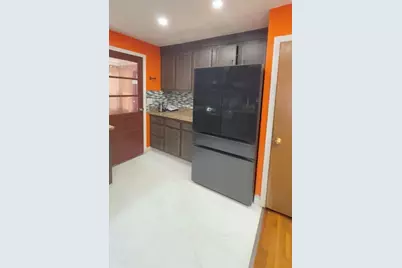 4 Baltic Ave, Brockton, MA 02302 - Photo 11