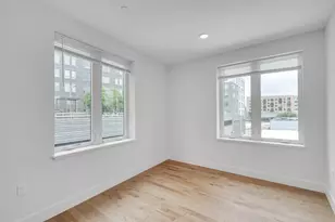 50 Hichborn St, Boston, MA 02135 - Photo 9