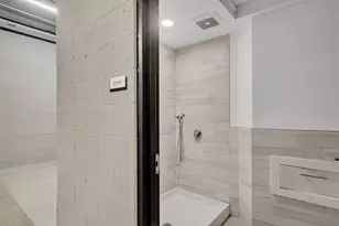 50 Hichborn St, Boston, MA 02135 - Photo 27