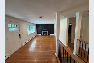 8 Fairbrook Rd, Framingham, MA 01701 - Photo 9